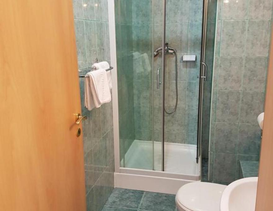 Camera dubla cu baie - Pensiunea Ana